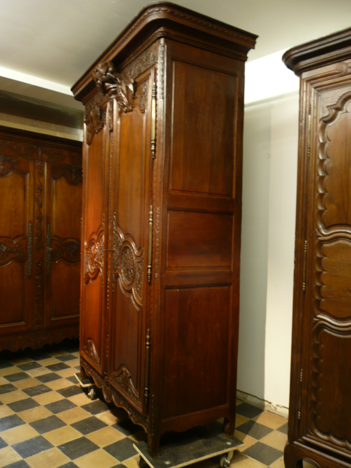 Armoire