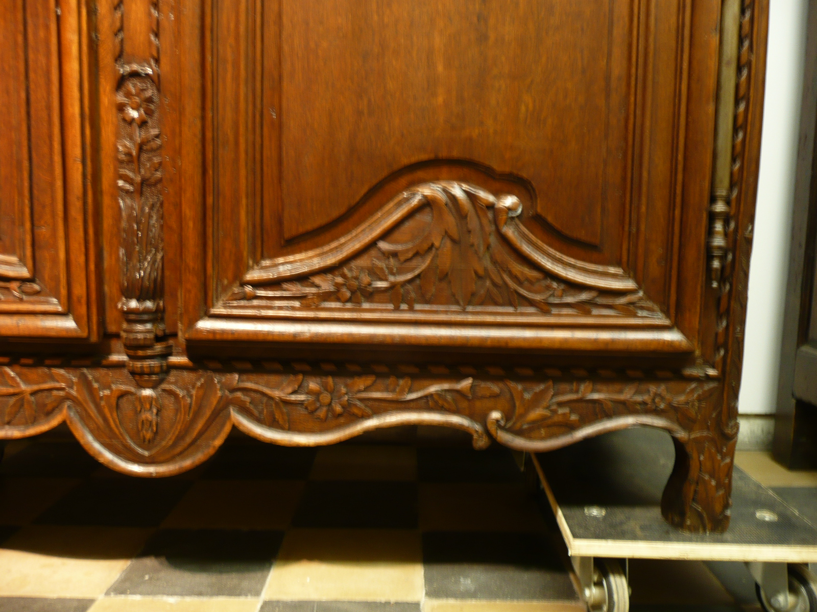 Armoire